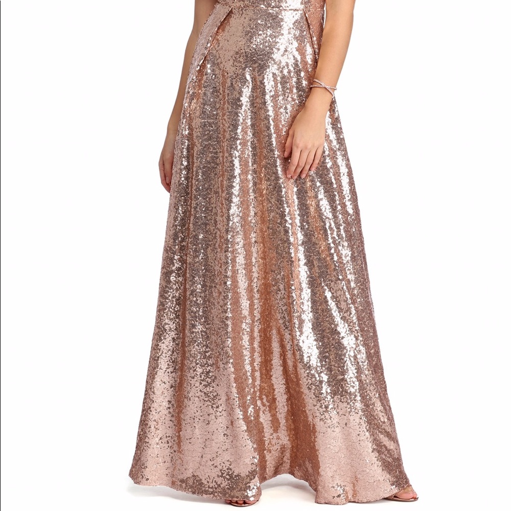 STRAPLESS ROSEGOLD DRESS - Picture 4 of 4